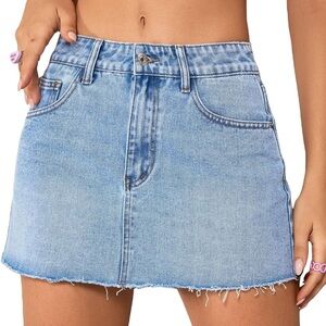 NWOT Single button denim mini skirt